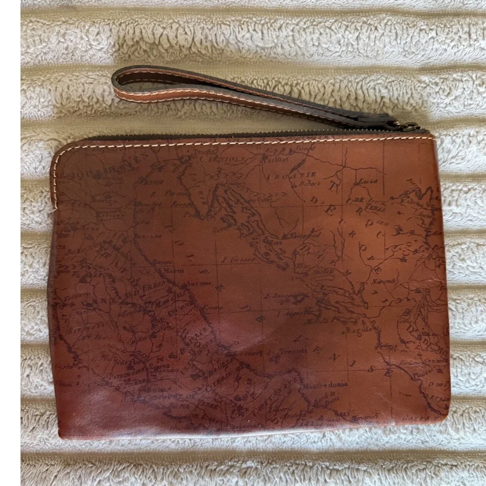 Patricia Nash Cassini Leather Wristlet Clutch Signature Map Print Brown